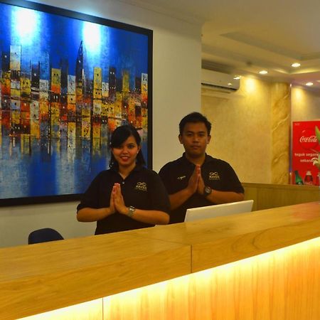 Maven Fatmawati Hotel Джакарта Екстериор снимка