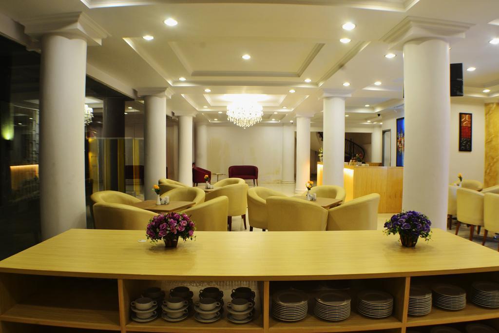 Maven Fatmawati Hotel Джакарта Екстериор снимка