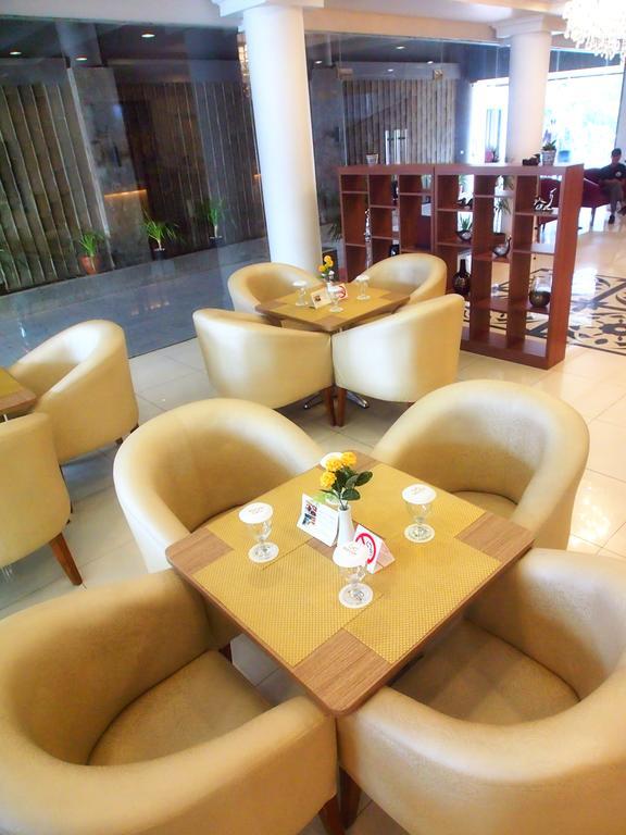 Maven Fatmawati Hotel Джакарта Екстериор снимка