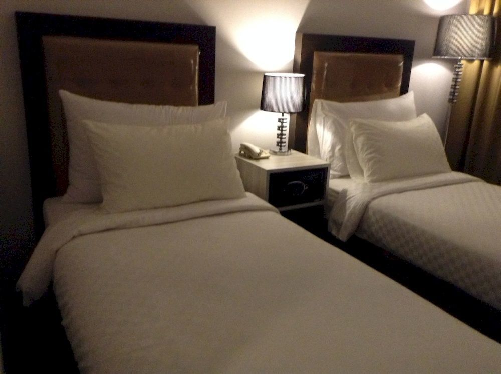 Maven Fatmawati Hotel Джакарта Екстериор снимка