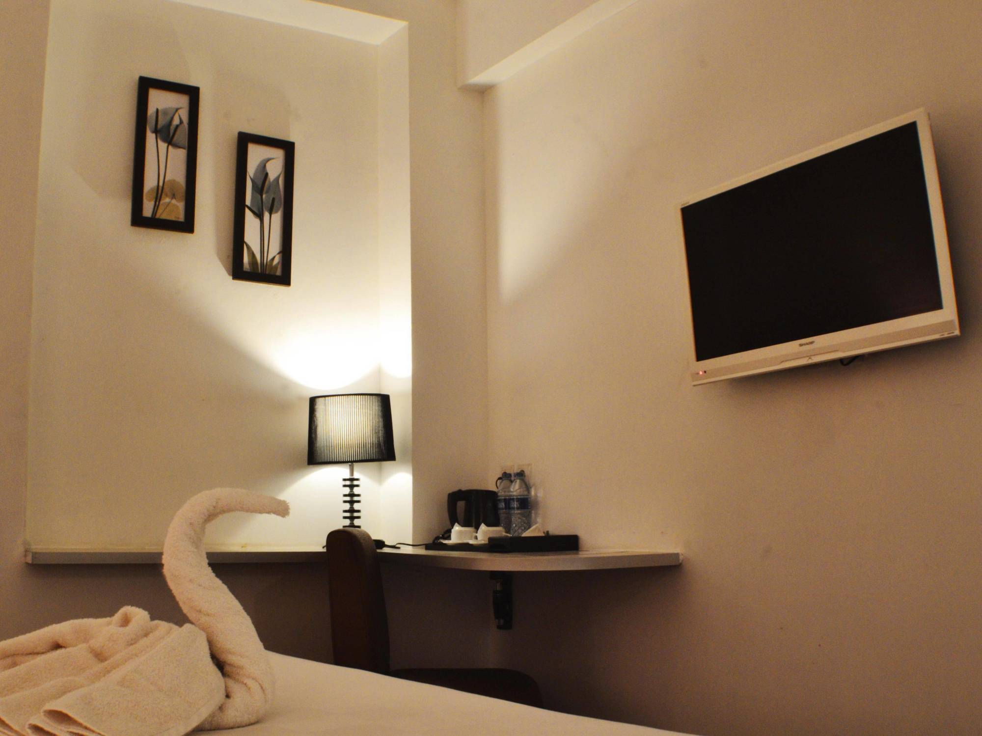 Maven Fatmawati Hotel Джакарта Екстериор снимка